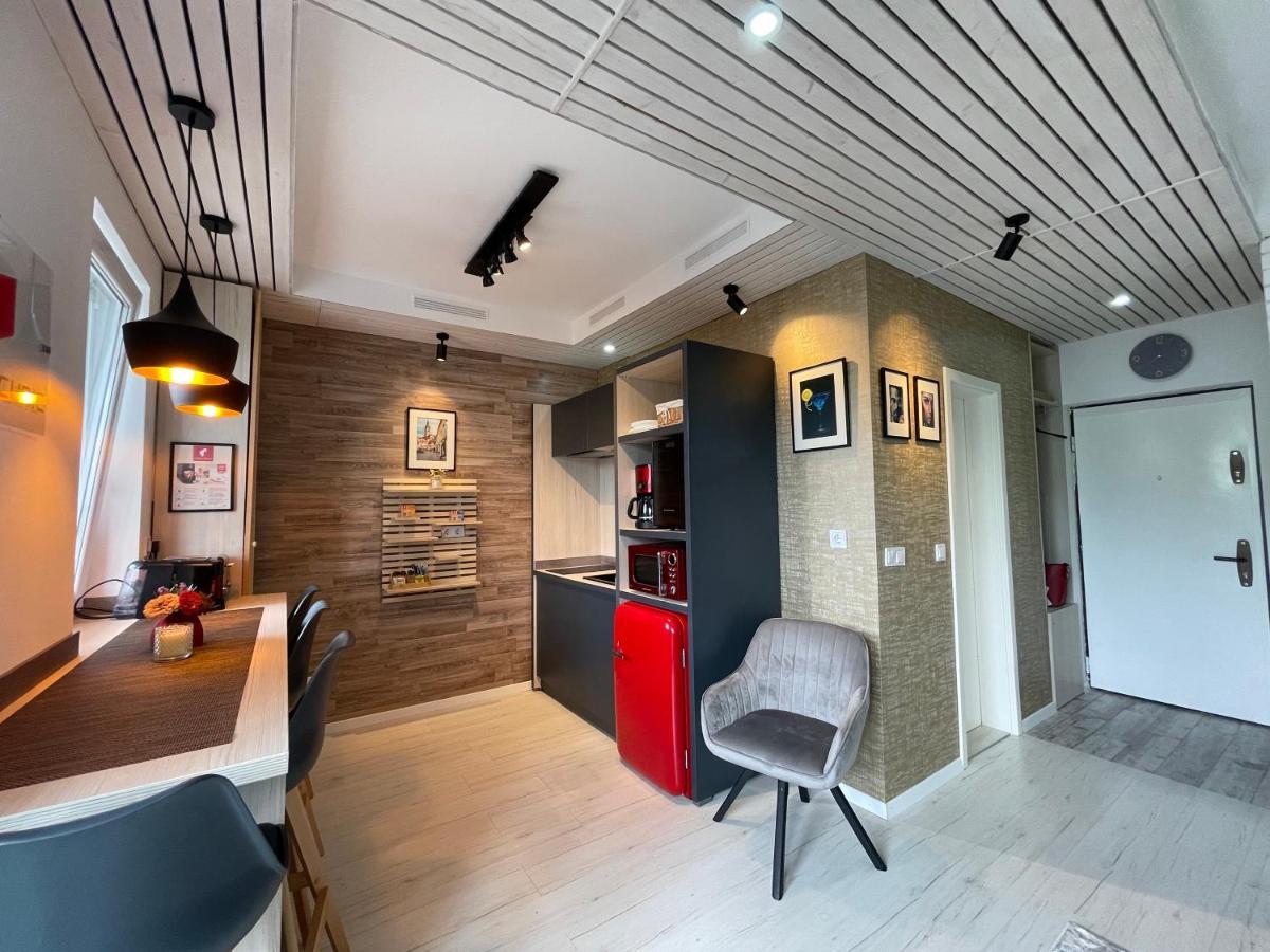 Apartmán Voyage Cubic Adults Only Sibiu Exteriér fotografie