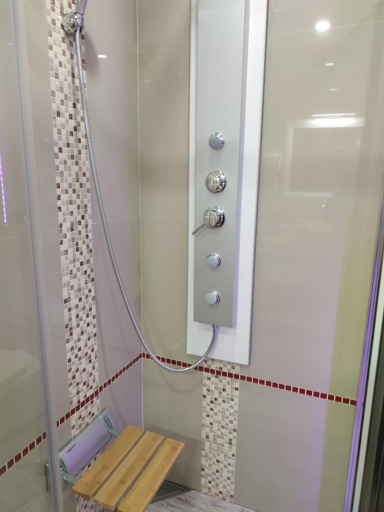 Apartmán Voyage Cubic Adults Only Sibiu Exteriér fotografie